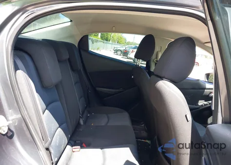 2017 Toyota Yaris Ia из США, поврежденный, VIN 3MYDLBYVXHY187027